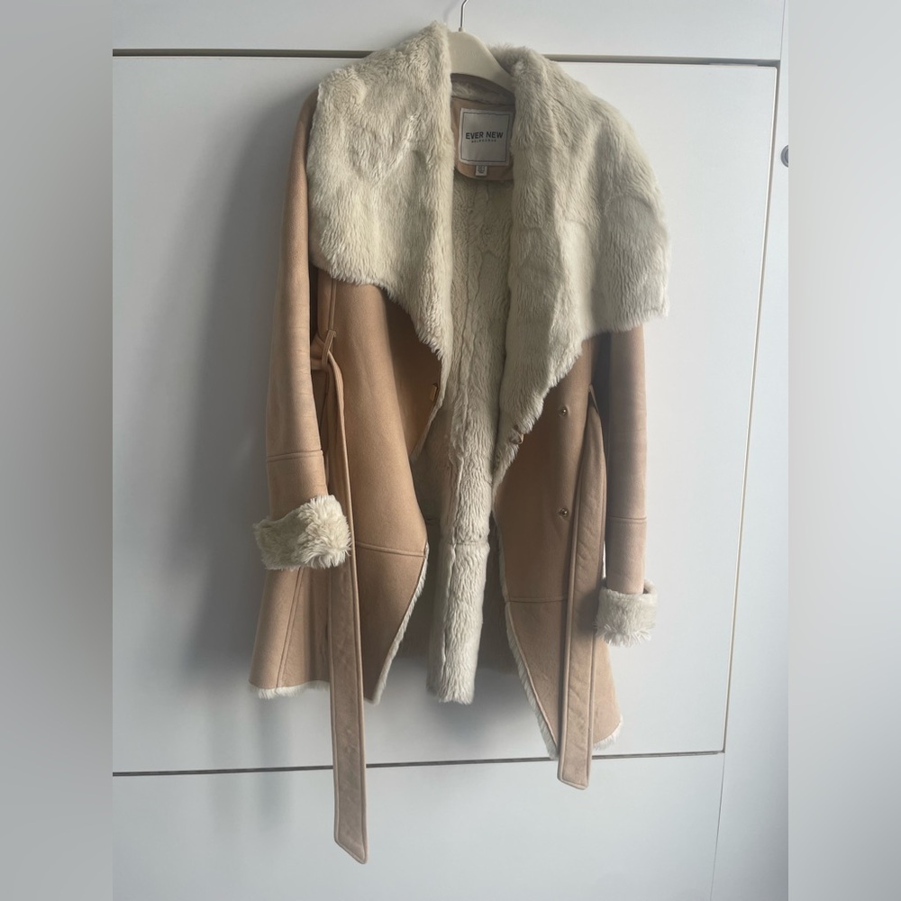 Beige Suede Coat with Cream Fur – Preloved. Size 4 US